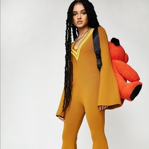 Fenty Puma v neck sweater mustard NWT jumpsuit 💕